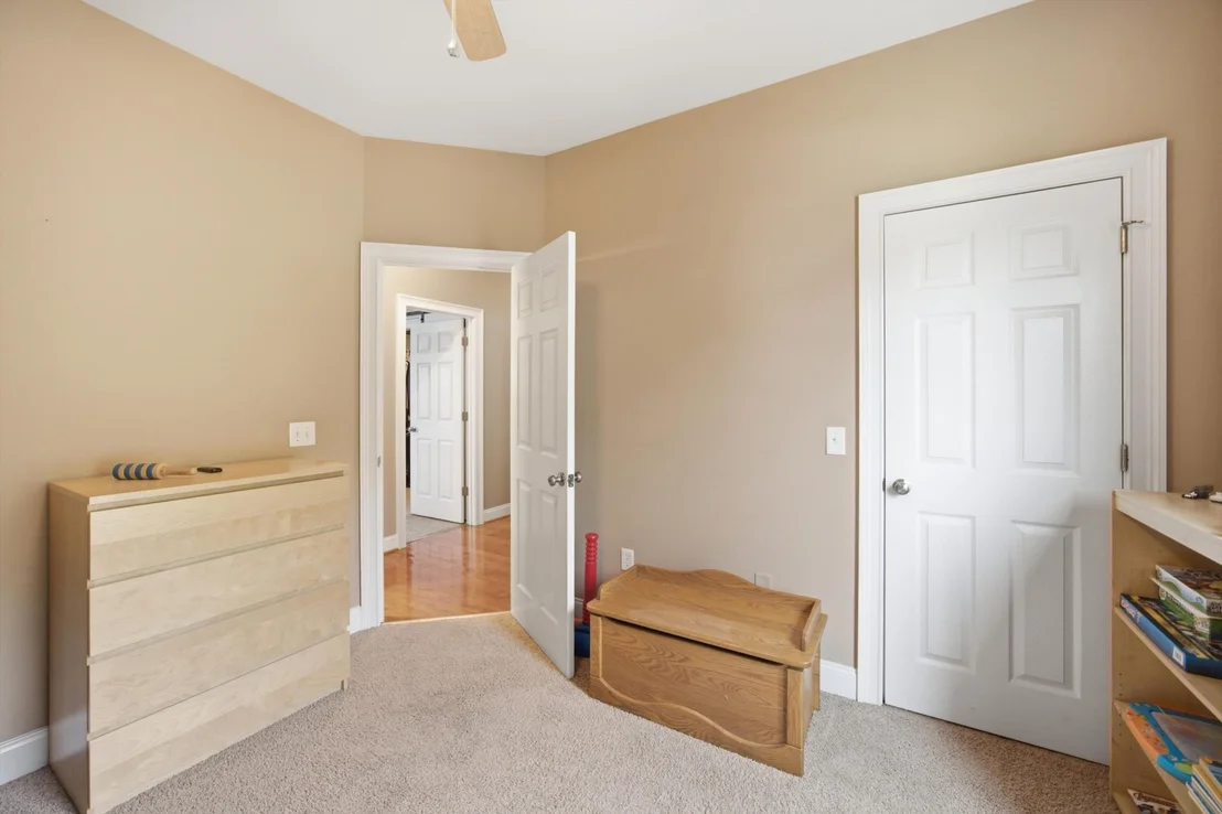 Photo of 898 Fuller Glen Circle