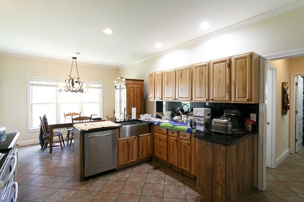 Photo of 1119 Saint Ives