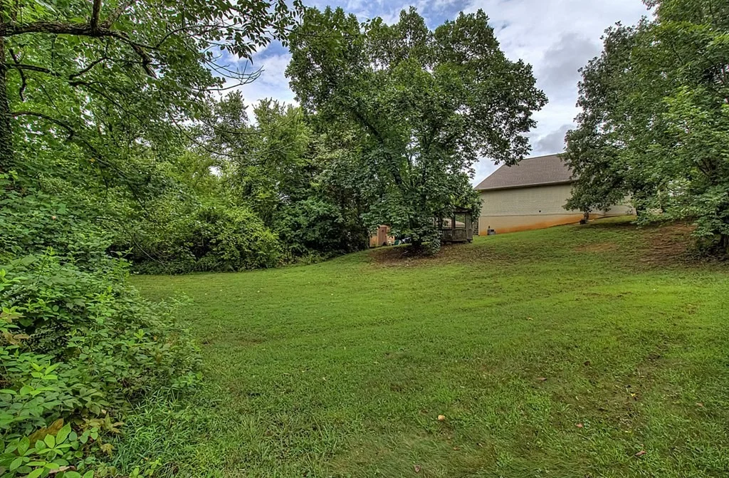 Photo of 2075 Allenridge Drive