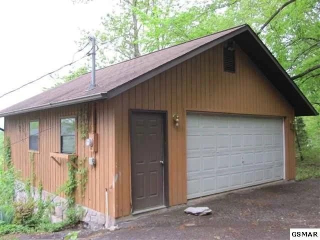 Photo of 1008 Tramel