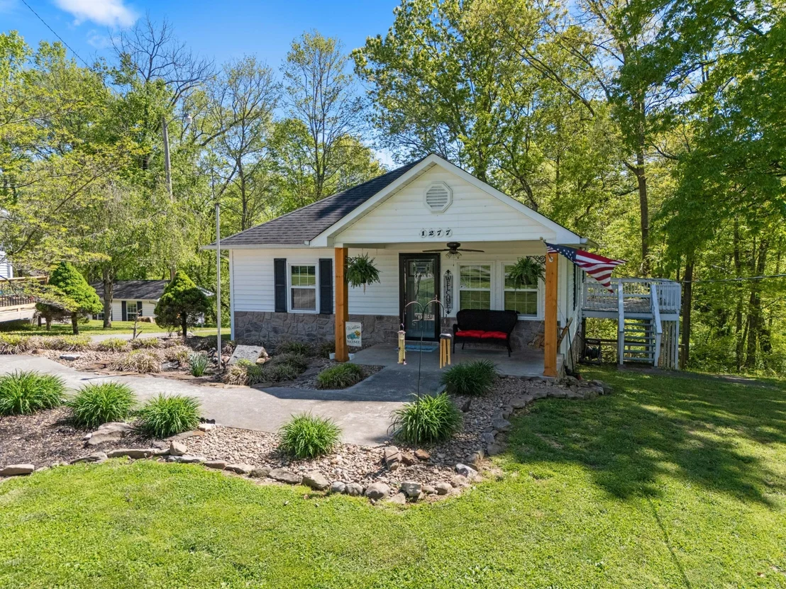 Photo of 1277 Winding Drive