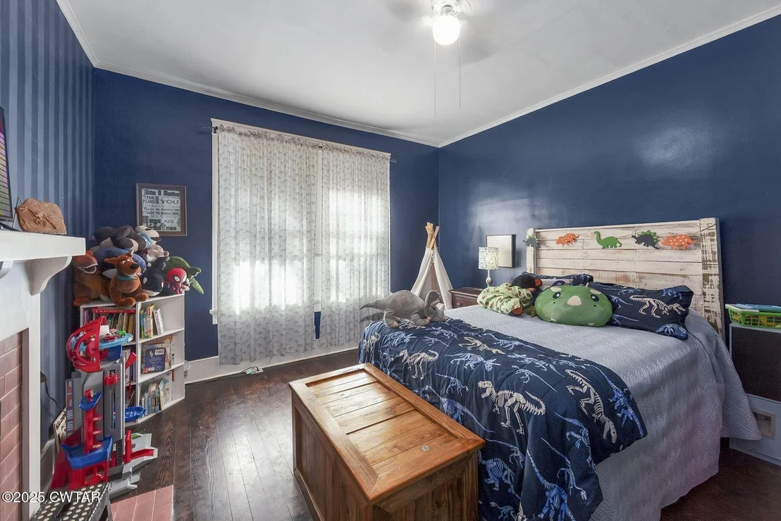 Photo of 1262 Hollywood Dr