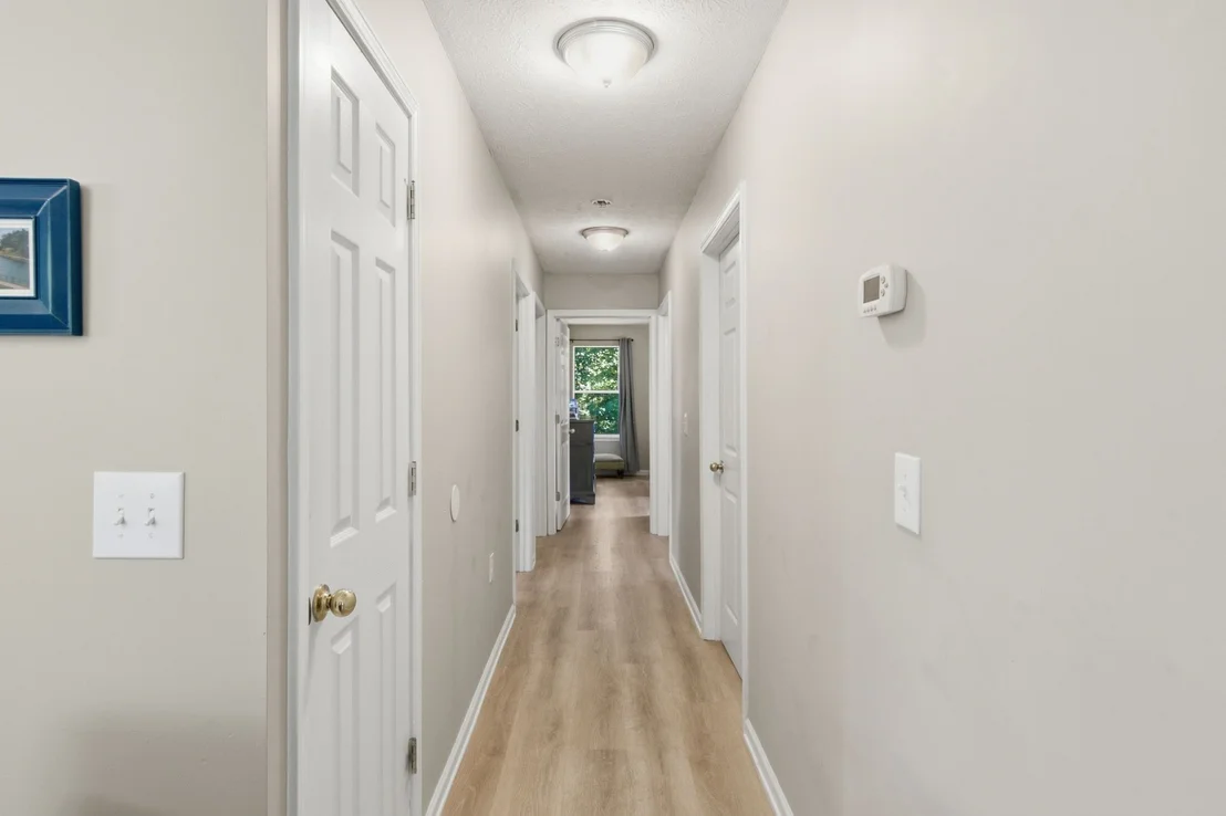 Photo of 7512 Chester Rd