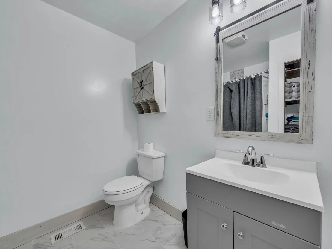 Photo of 4055 Erin Rd