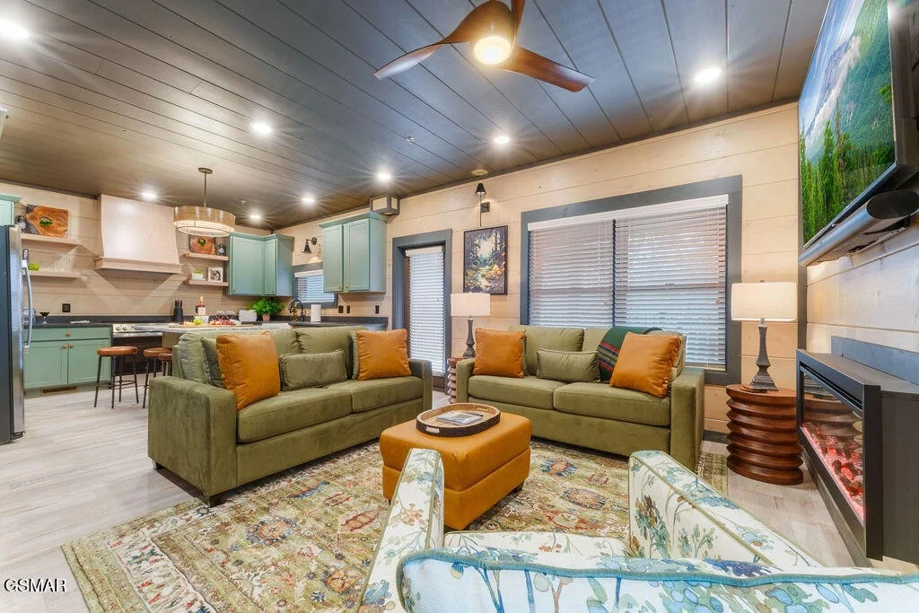 Photo of Unit LOT6 at 625 Summer Valley Way