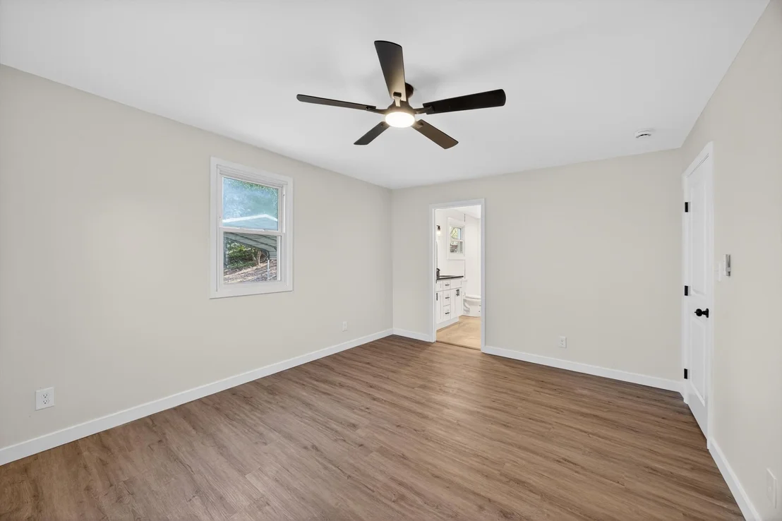 Photo of 86 West Drive