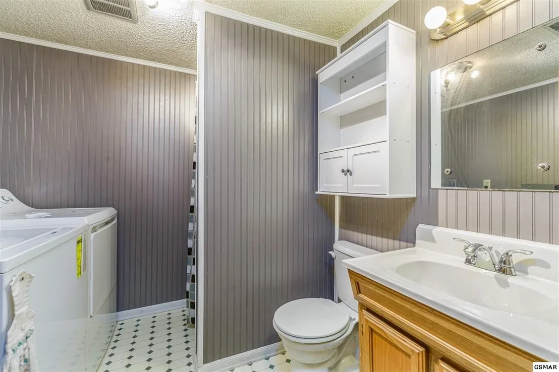 Photo of 307 McMaster Place
