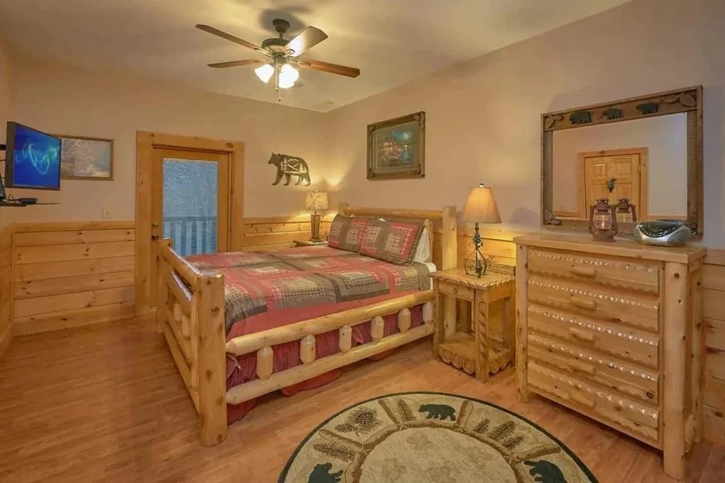 Photo of Unit FALLINGLEAFHIDEAWAY at 3206 Falling Leaf Way