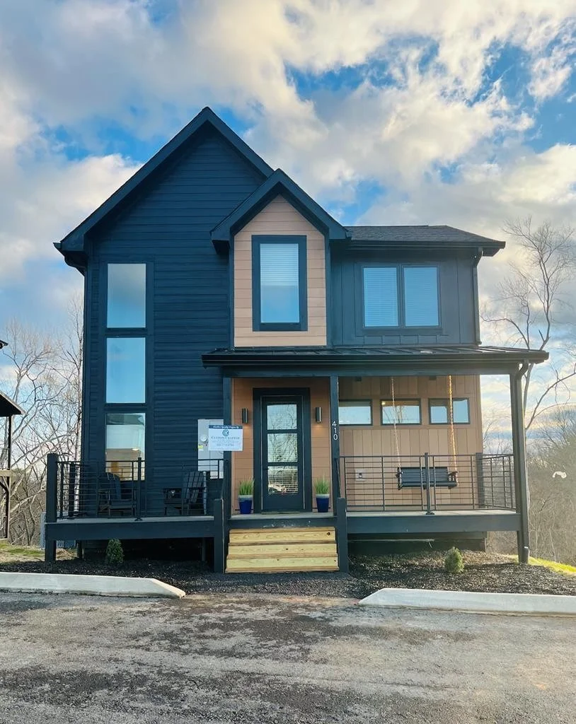 Photo of 410 Compass Point Way