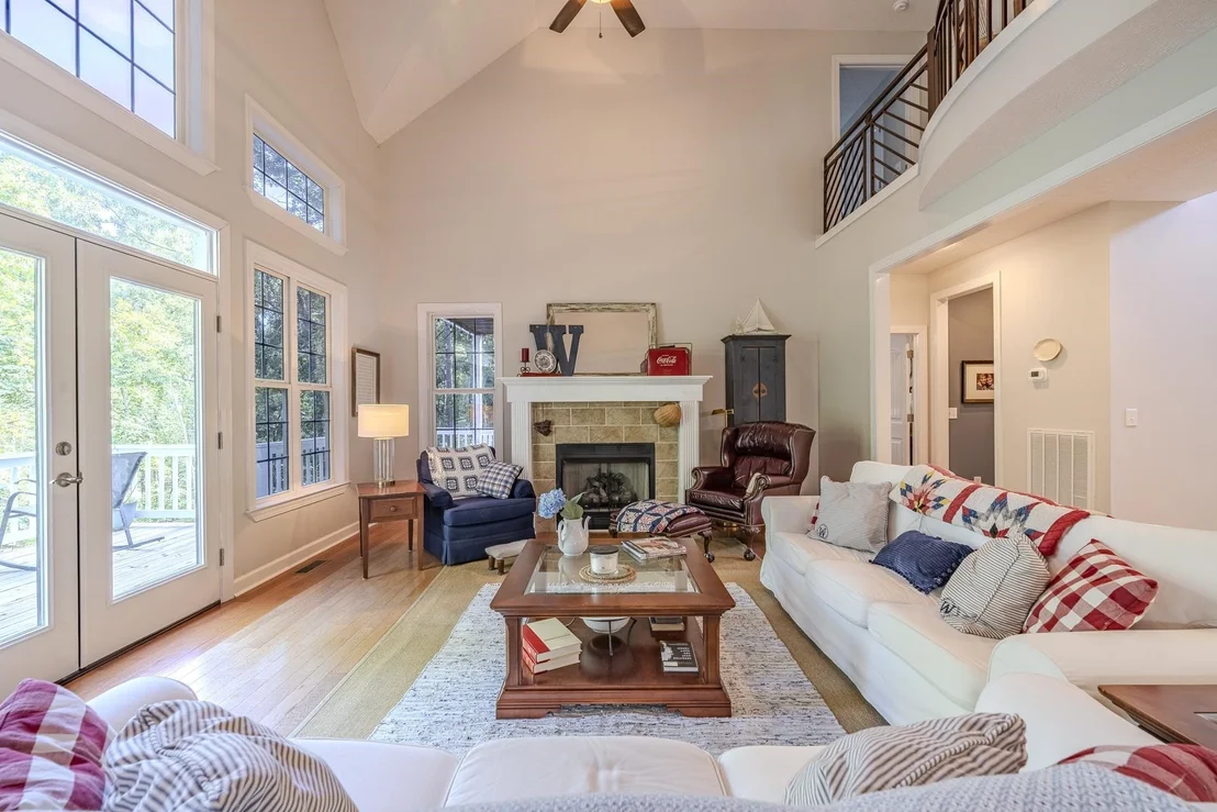 Photo of 120 KNOTTY OAKS TRL