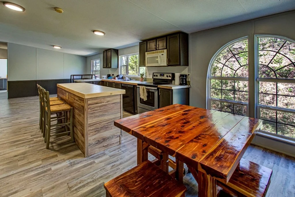 Photo of 2035 Mountain Spring Way