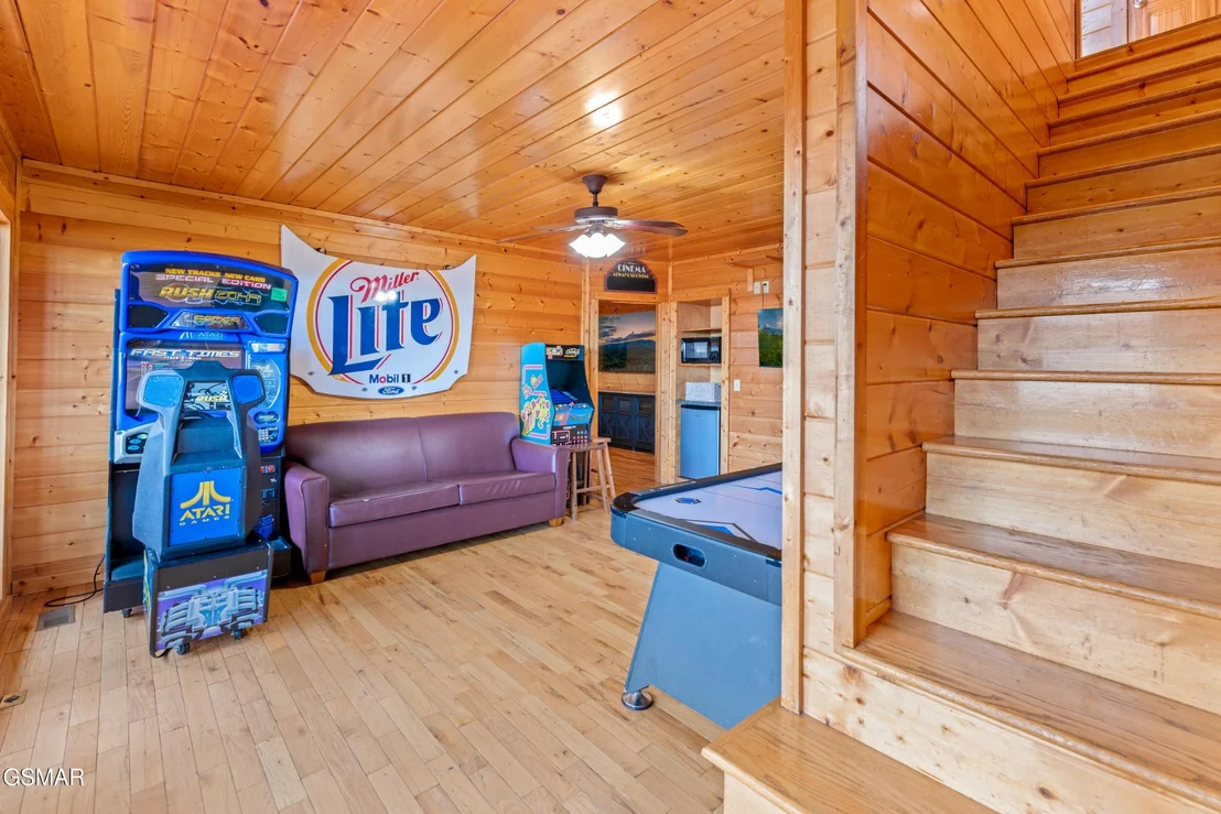 Photo of 1549 Bears Den Way