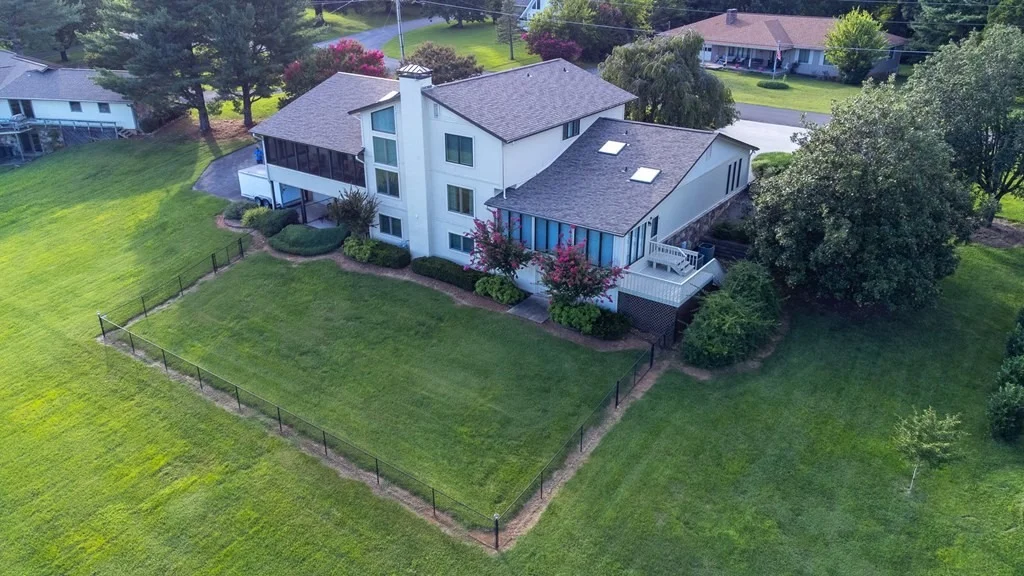 Photo of 351 Grandview Drive