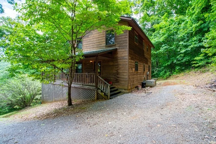 Photo of 3377 Thomaswood Trail