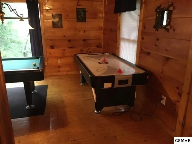 Photo of 717 Ski View Lane