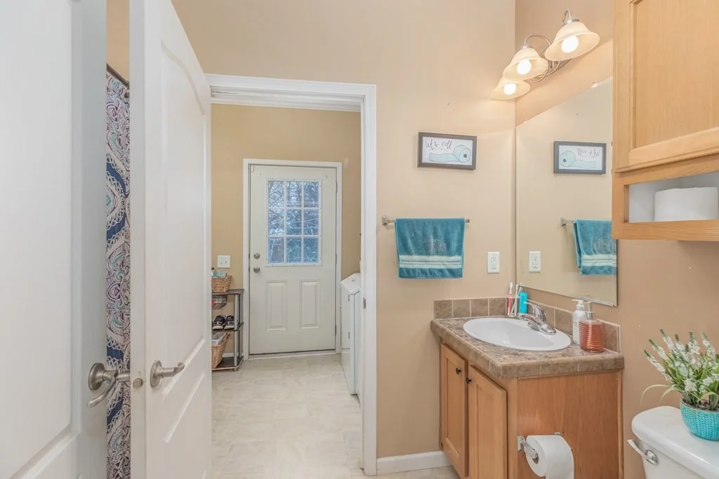 Photo of 552 JONES Circle