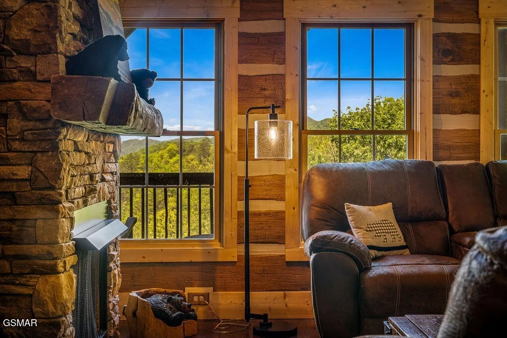 Photo of 335 Hawken Drive