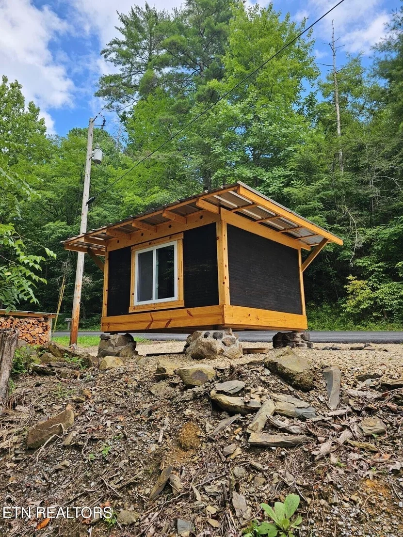 Photo of 2 Viking Mountain Rd