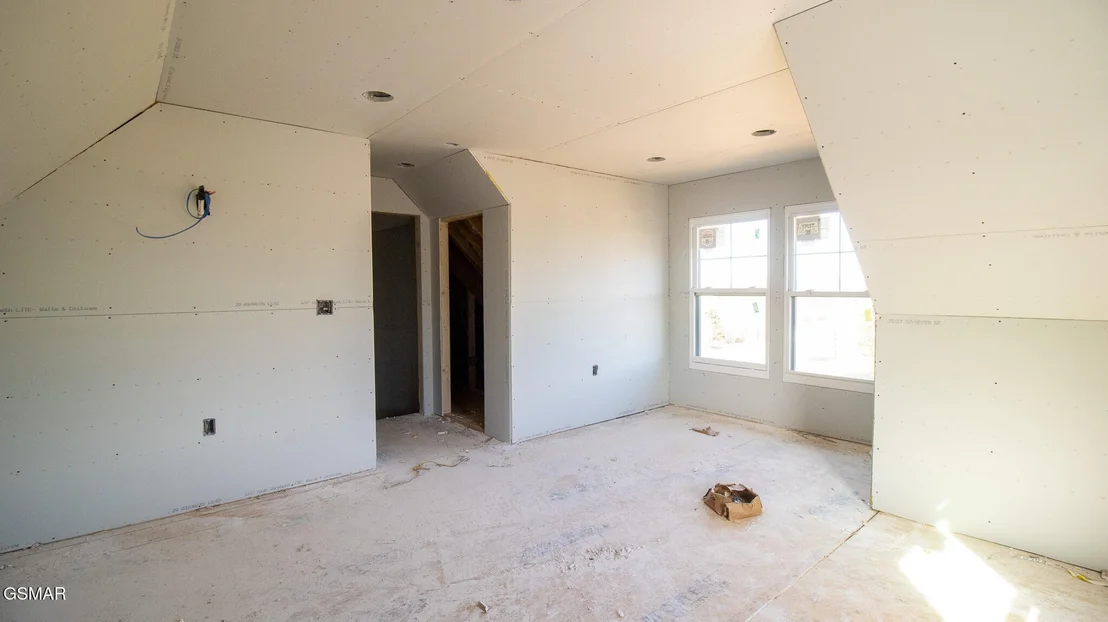 Photo of 110 Hilltop View Dr