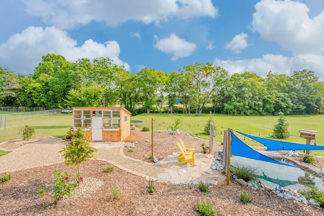 Photo of 709 Ross Drive