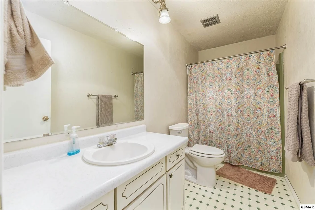 Photo of 307 McMaster Place