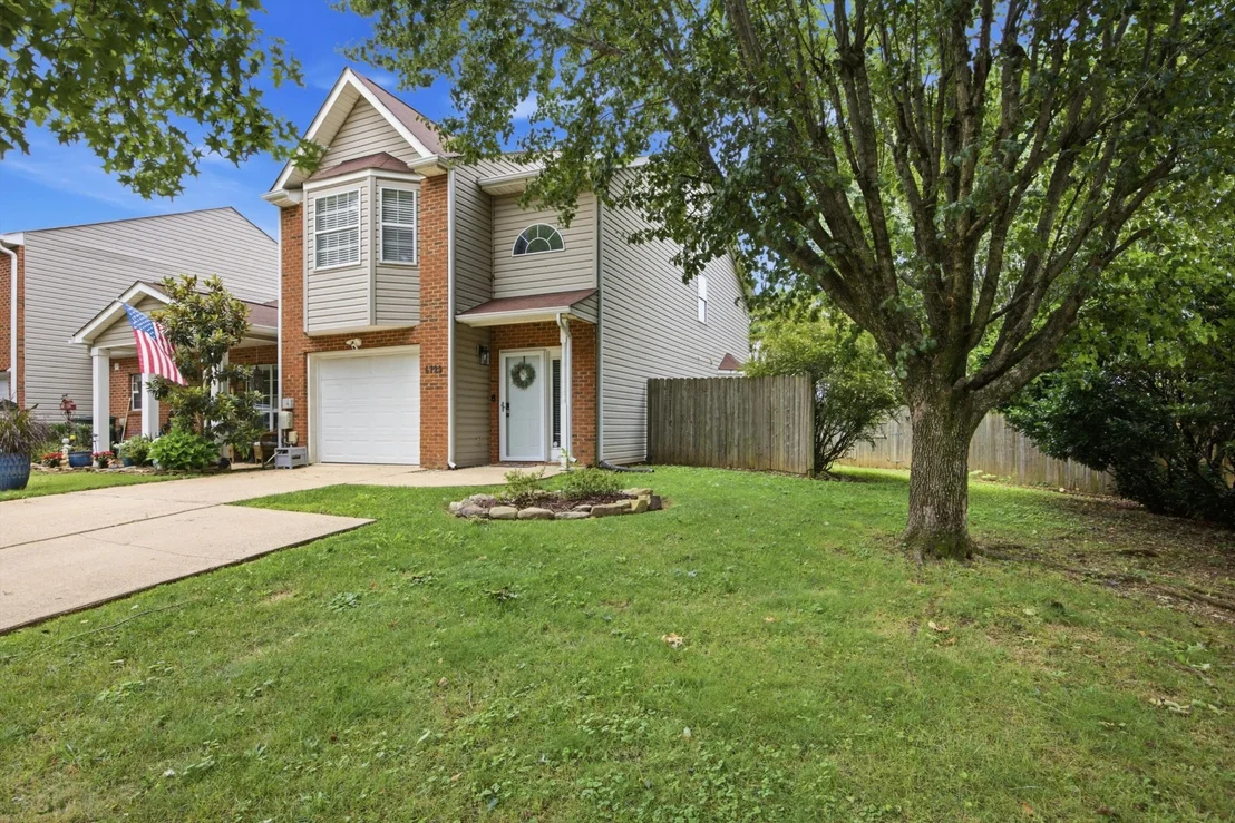 Photo of 6729 Hickory Trace Circle