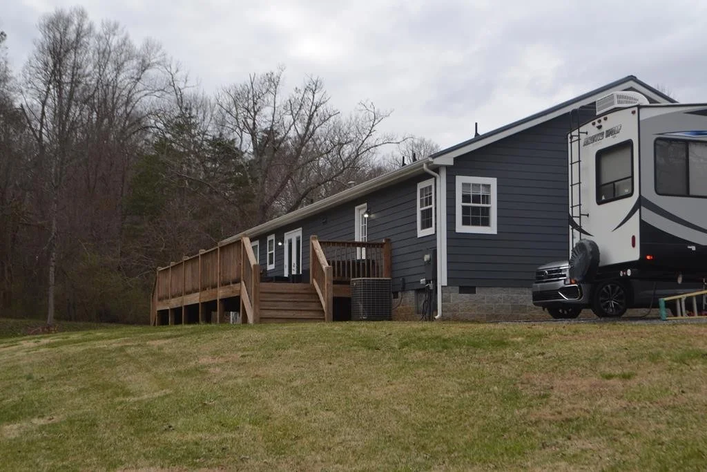 Photo of 3949 Roundtop Drive