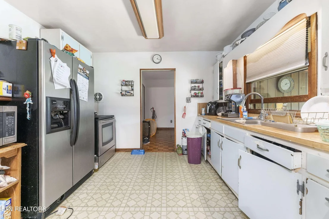 Photo of 812 Riverview Drive