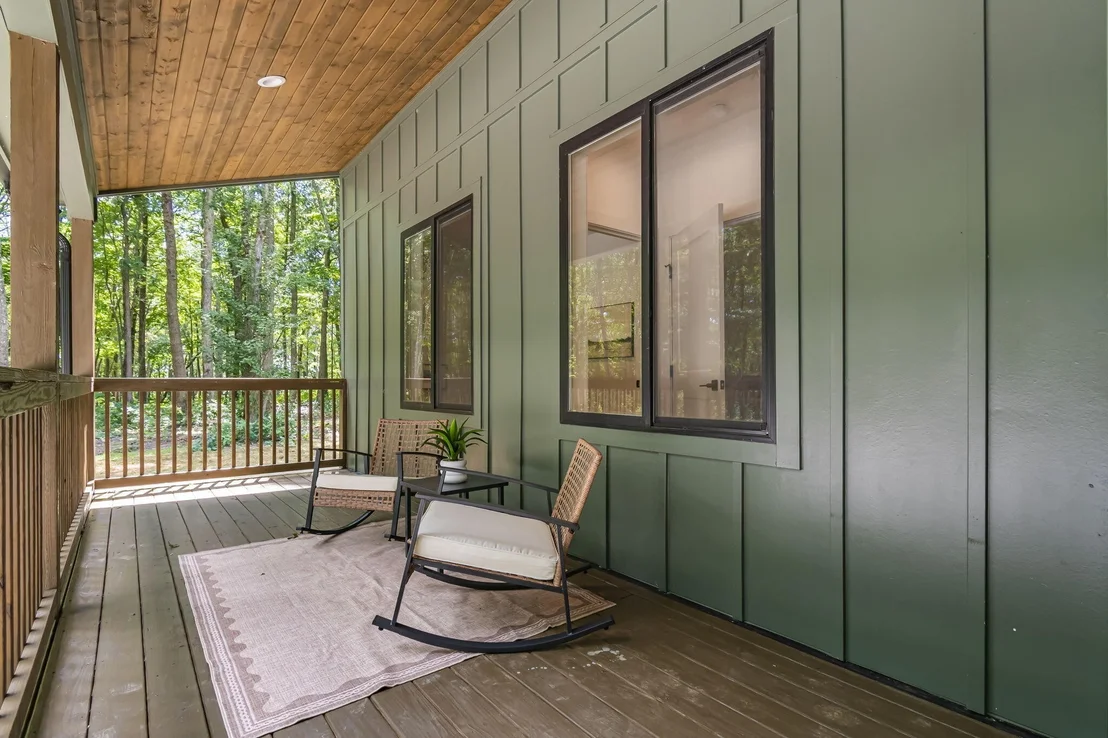 Photo of 824 Valley View Drive