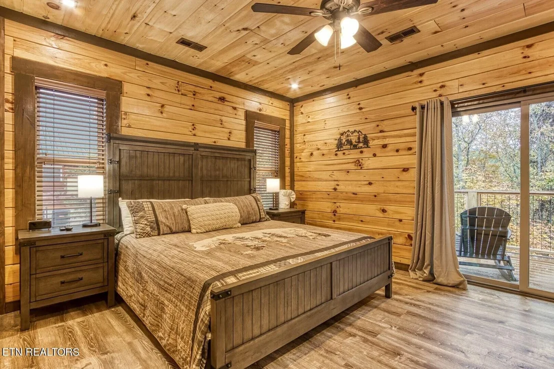 Photo of 723 Nighthawk Way