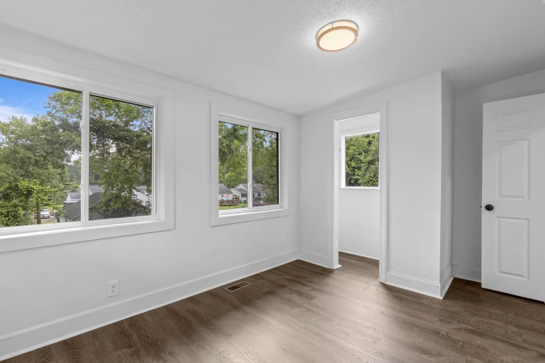 Photo of 1704 Tunnel Boulevard