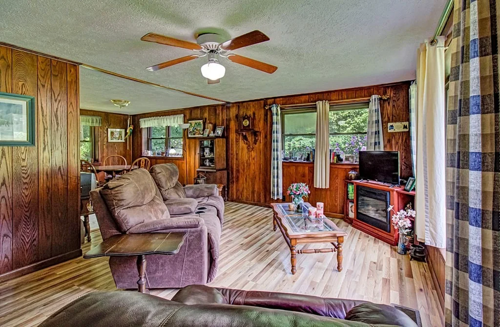 Photo of 3398 Bell Road