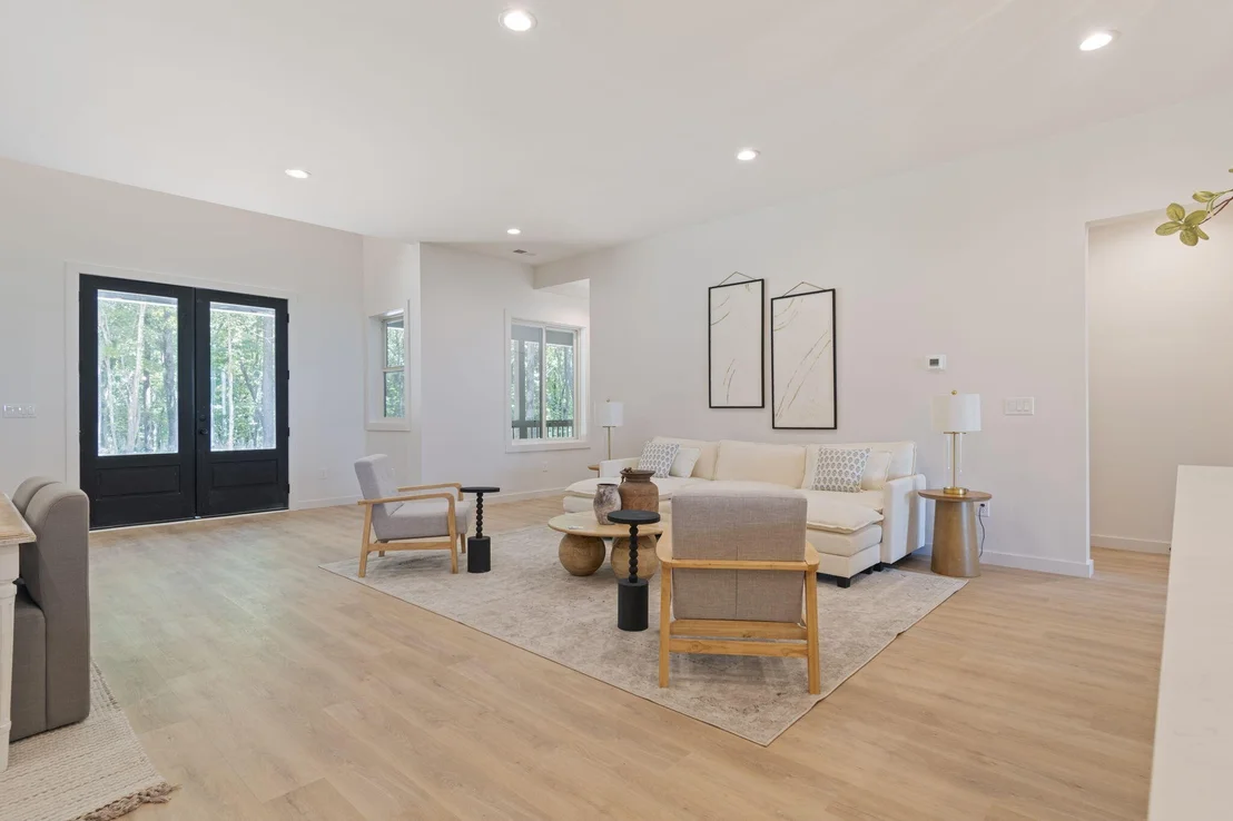 Photo of 824 Valley View Drive