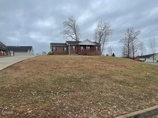 Photo of 1415 BENJAMIN Boulevard
