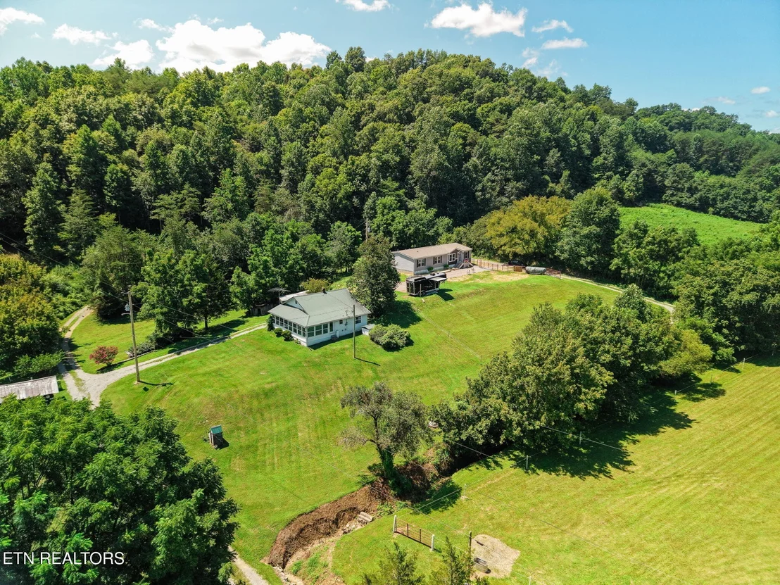 Photo of 3000 Upper Caney Valley Rd