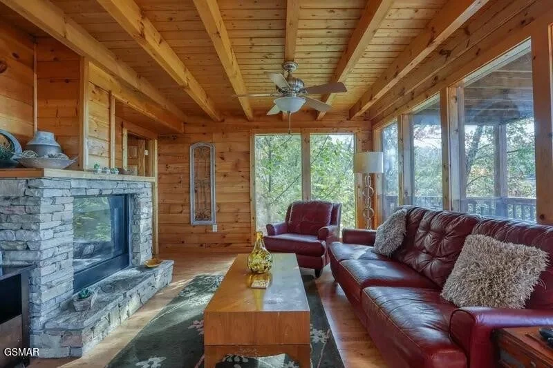 Photo of 2131 Paradise View Way