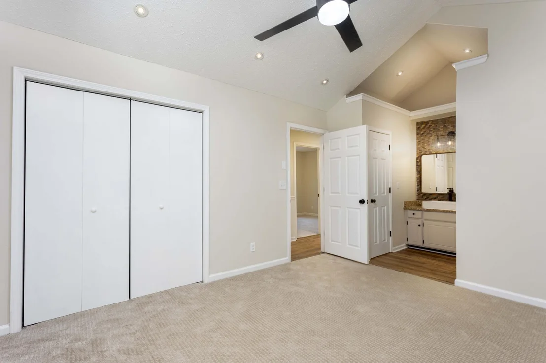 Photo of 7001 Treeline Drive