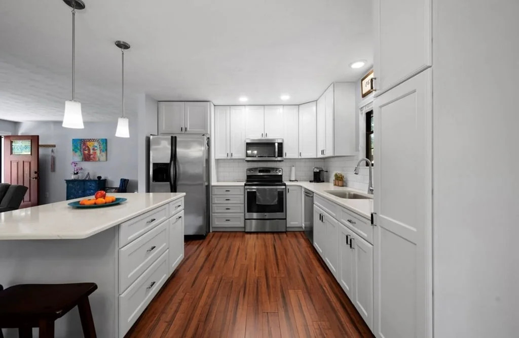 Photo of 3719 Thayer Lane