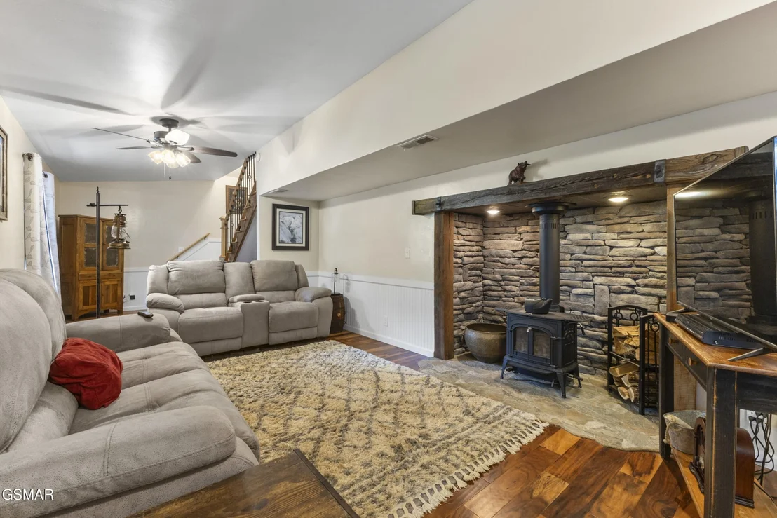 Photo of 1068 Mimosa Drive