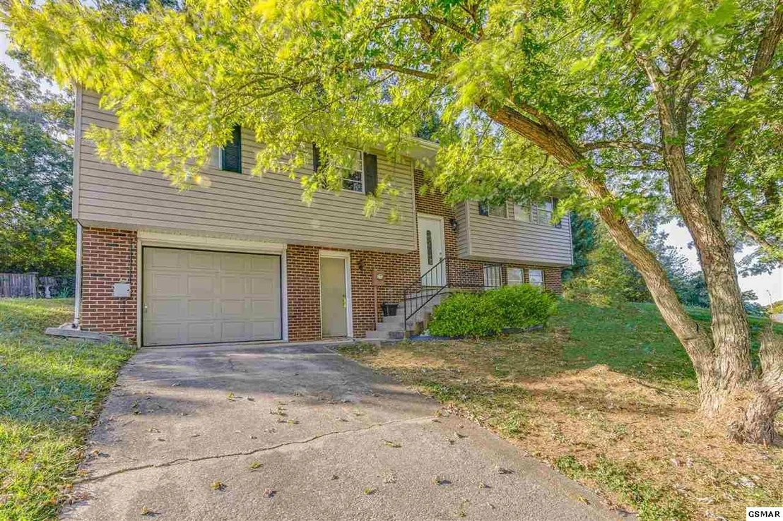 Photo of 307 McMaster Place