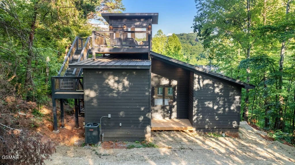 Photo of 1019 View Dr
