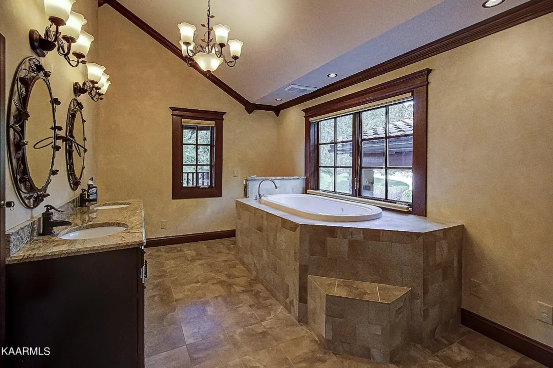Photo of 1514 Canterbury Downs Rd
