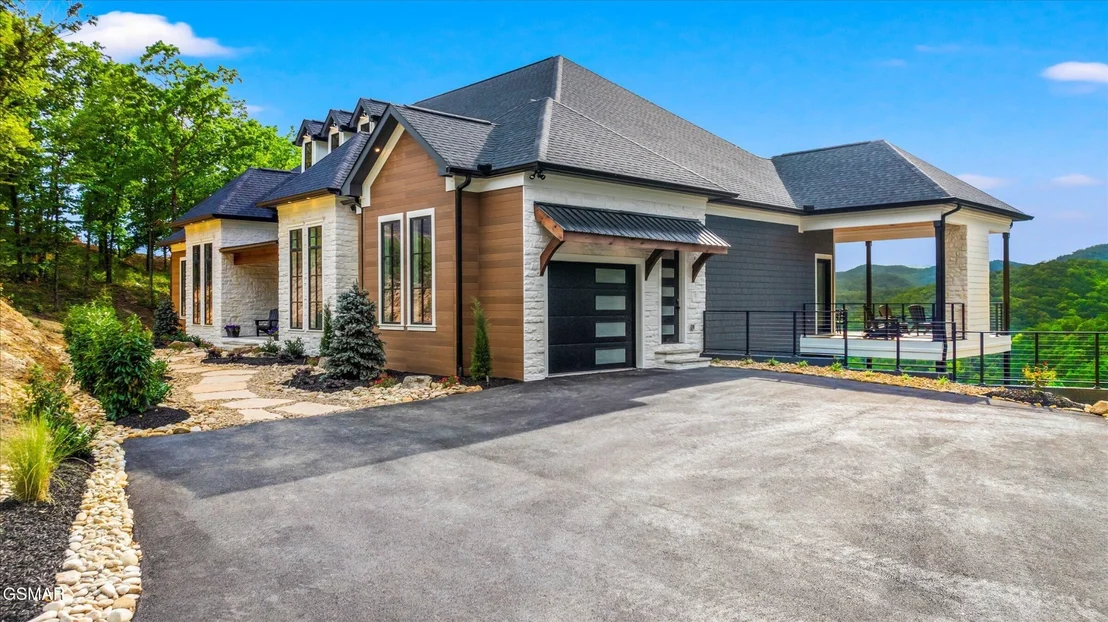 Photo of 3104 Smoky Bluff Trail