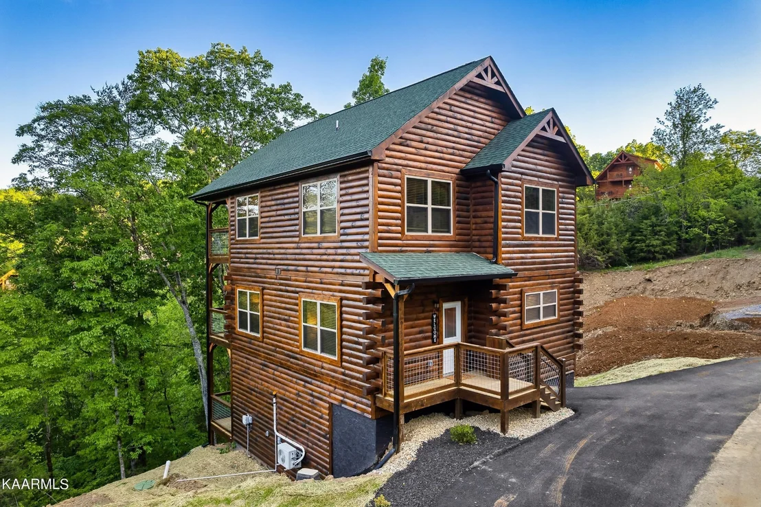 Photo of 2249 Wingspan Drive