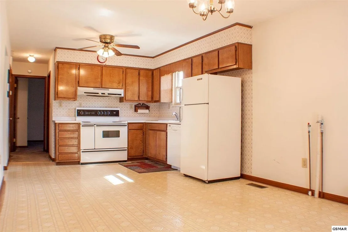 Photo of 1021 NEASE Drive