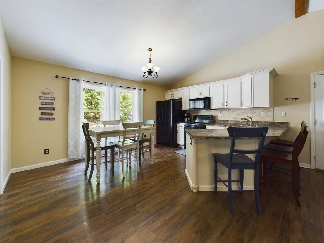 Photo of 73 Mingo Dr