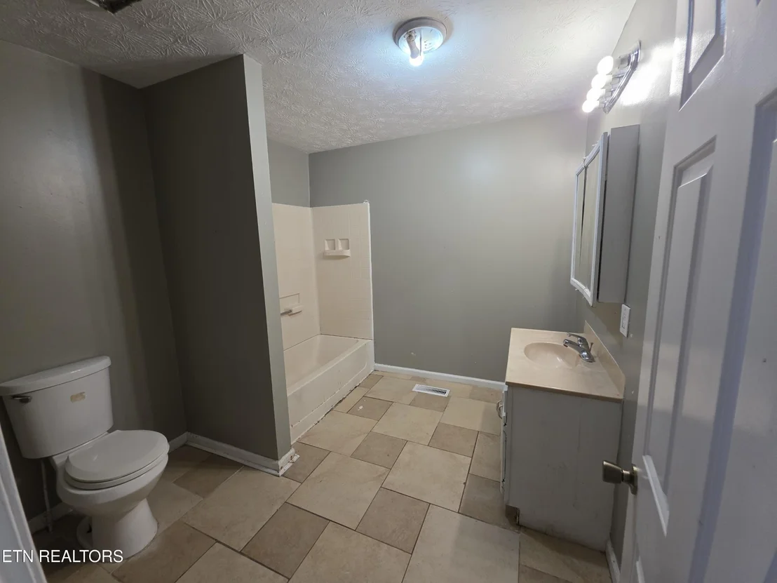Photo of 115 Cedar Circle