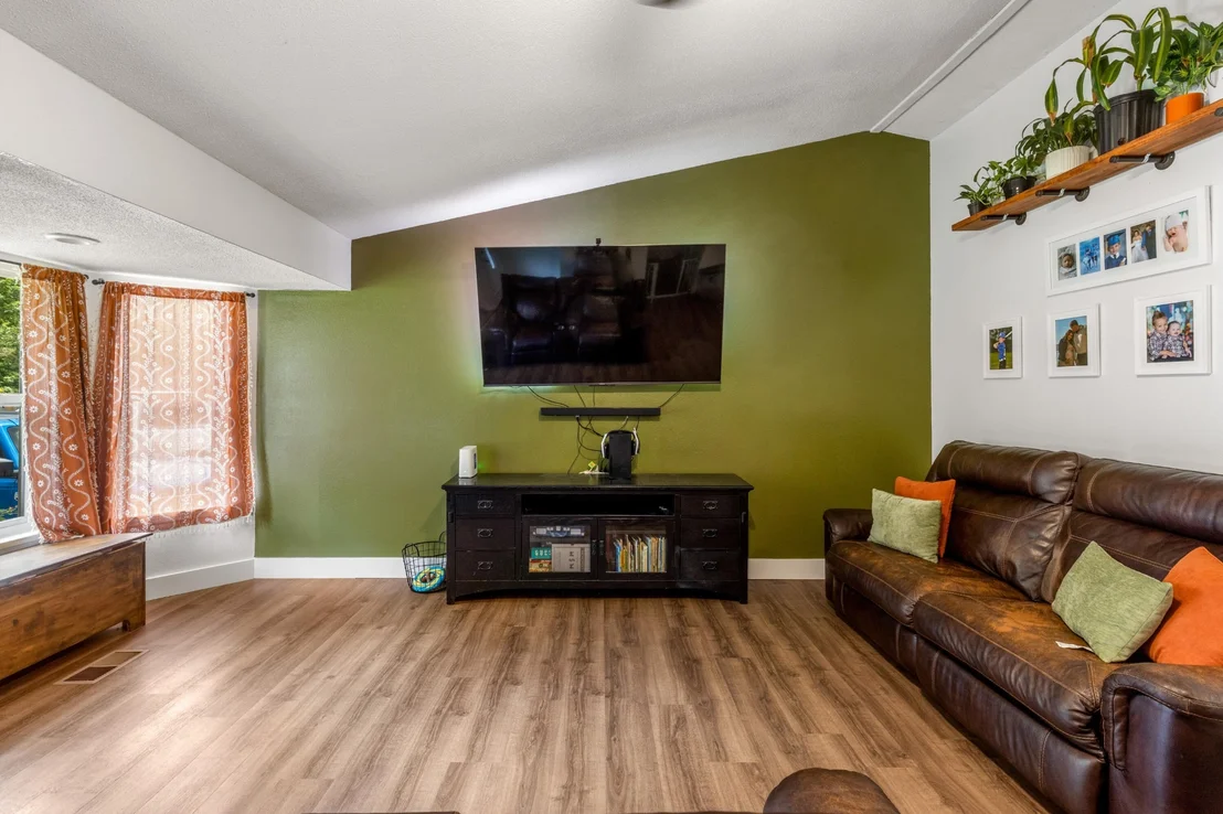 Photo of 7460 Sims Road