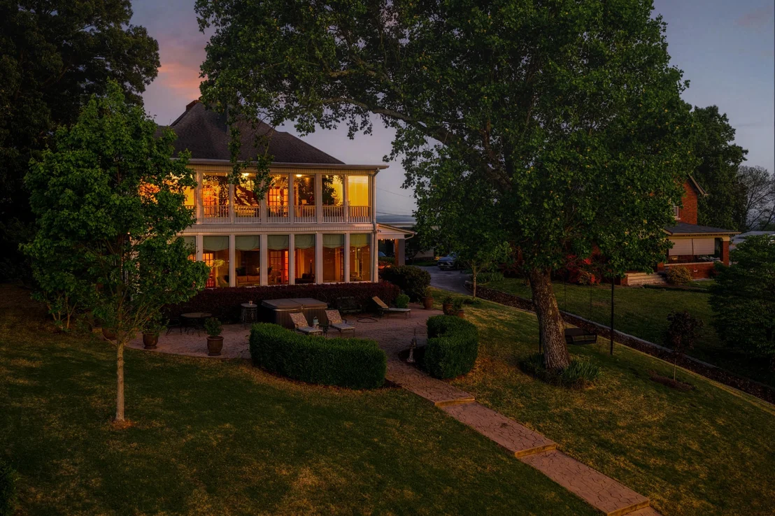 Photo of 46 N Crest Road