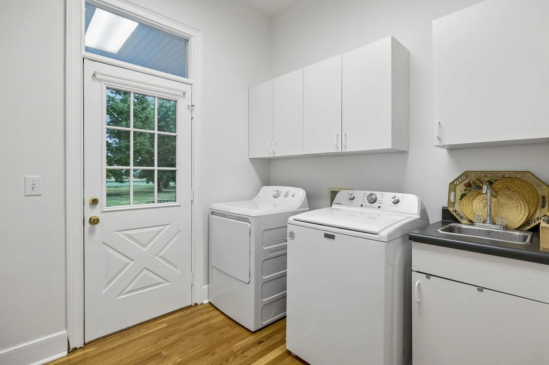Photo of 108 Ewing Dr